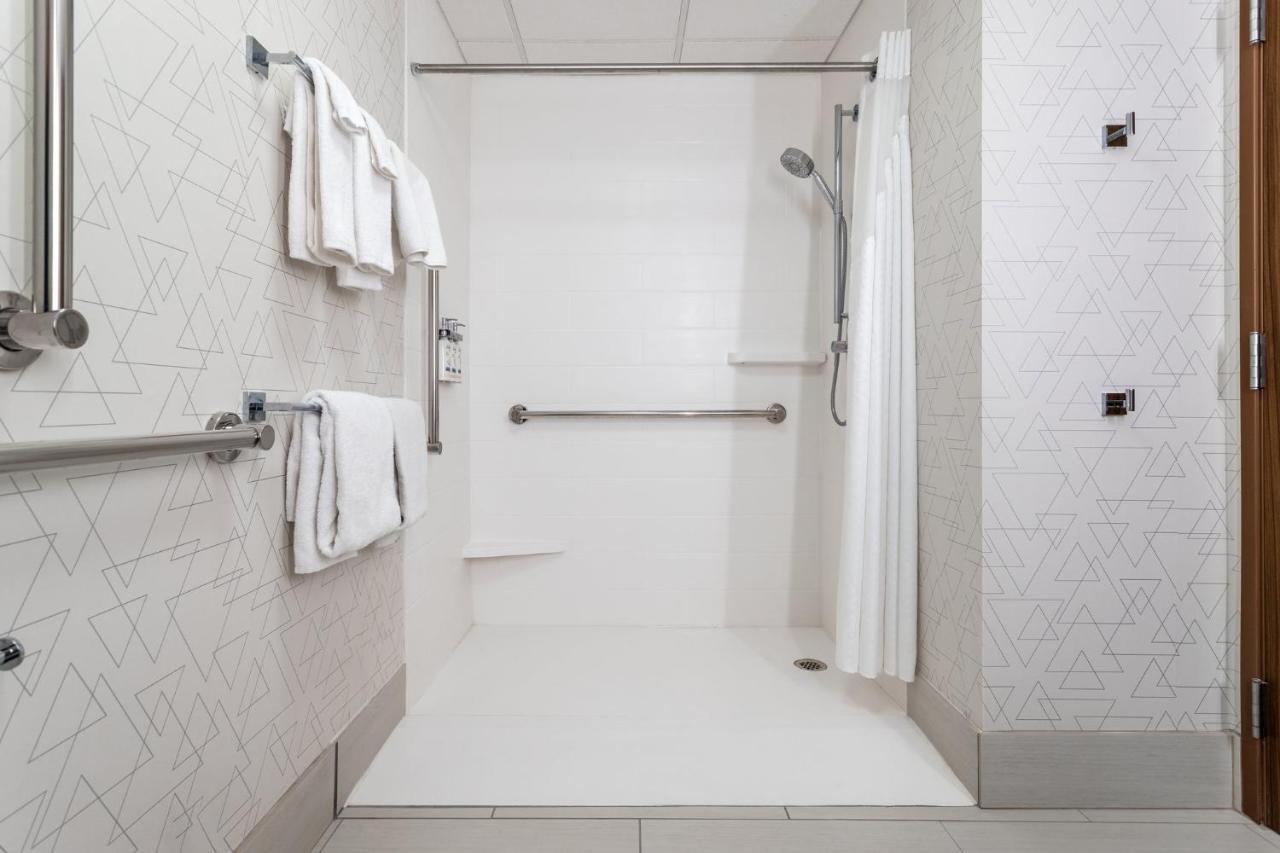 Vadnais Heights Holiday Inn Express Hotel & Suites-St. Paul By Ihg מראה חיצוני תמונה